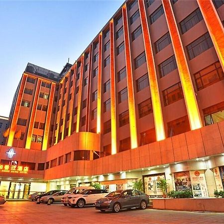 V8 Hotel Train Station กวางโจว ภายนอก รูปภาพ